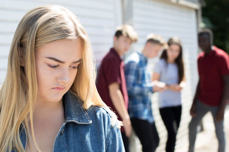Why Do Some Teens Give in to Peer Pressure and Abuse Drugs?