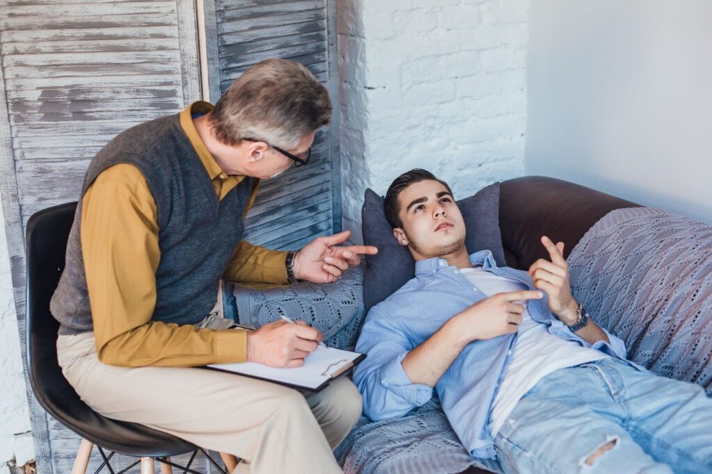 The Role of Therapy in Treating Co-occurring Disorders in Teen Rehab